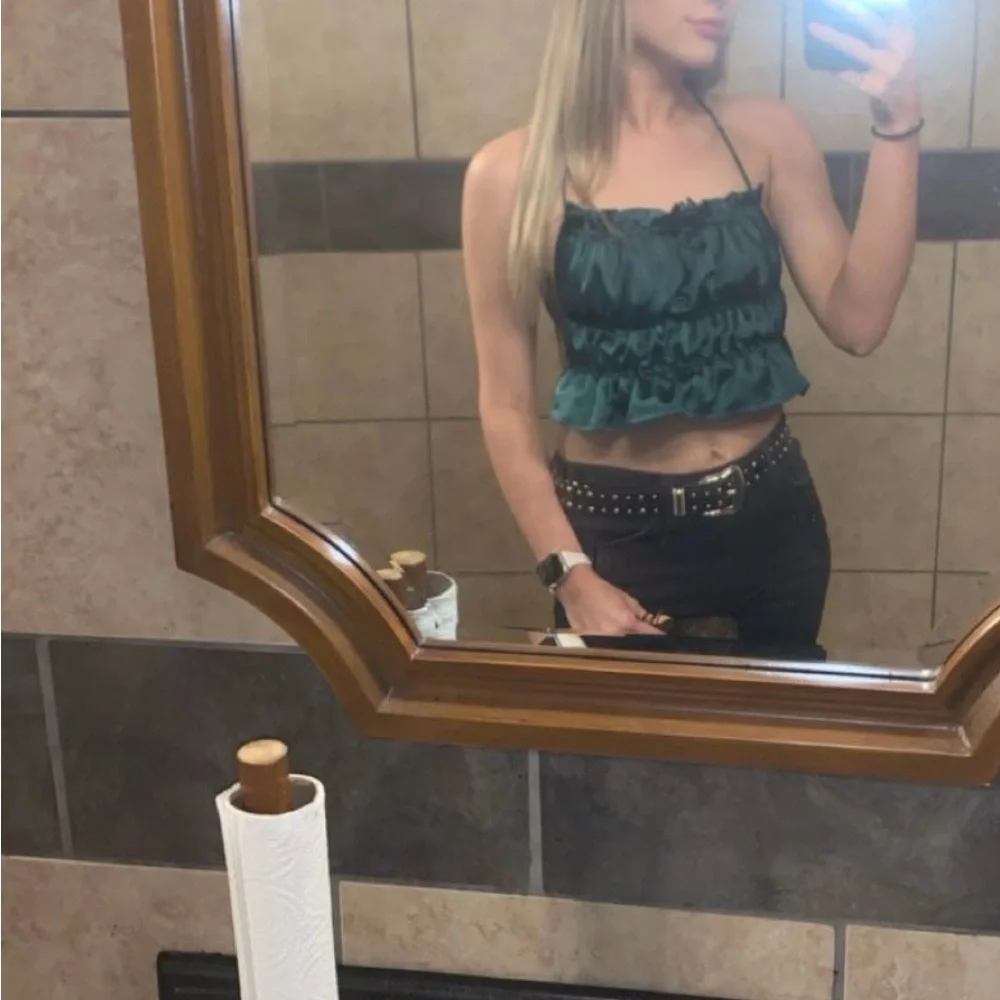 Motel Rocks Crop Top - Picture 4 of 4